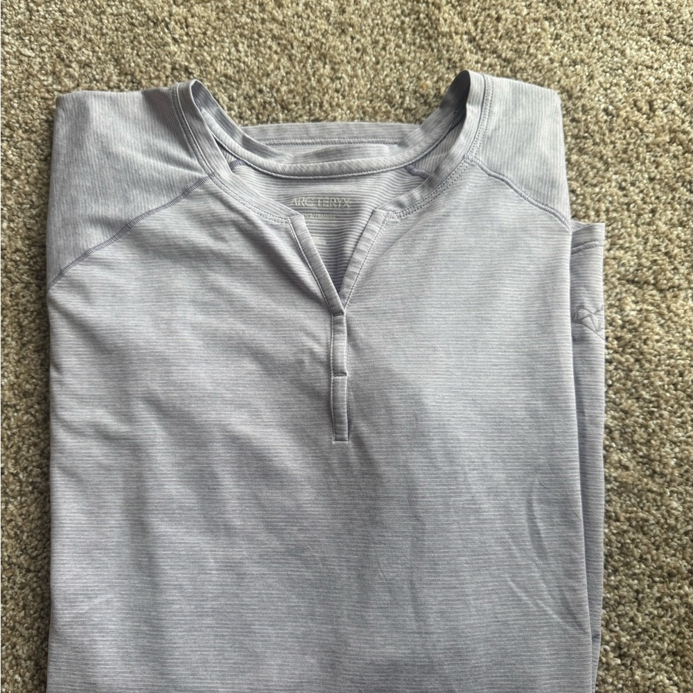 Arc'teryx Women's Light Purple Long Sleeve Top - Picture 4 of 6